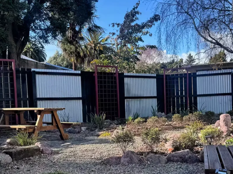 Lucky Jack's Guesthouse - Central Gem