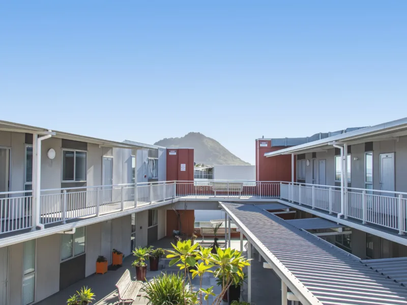 Sunny Apartment in Downtown Mount Maunganui