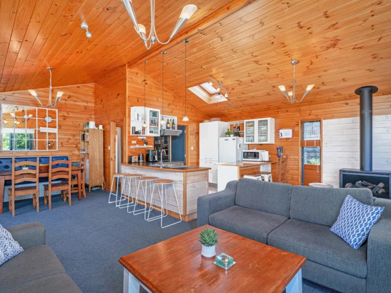 Whitianga Coastal Escape (5 bdrm)