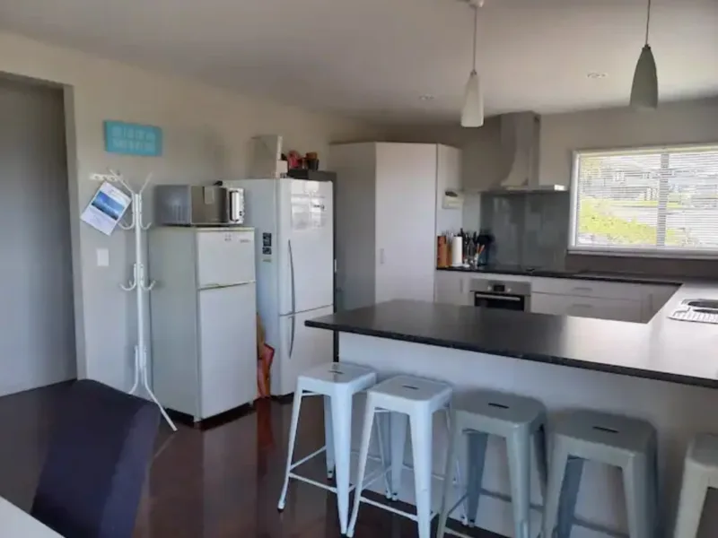 CBay Holiday Home - Spectacular 180˚ Views!