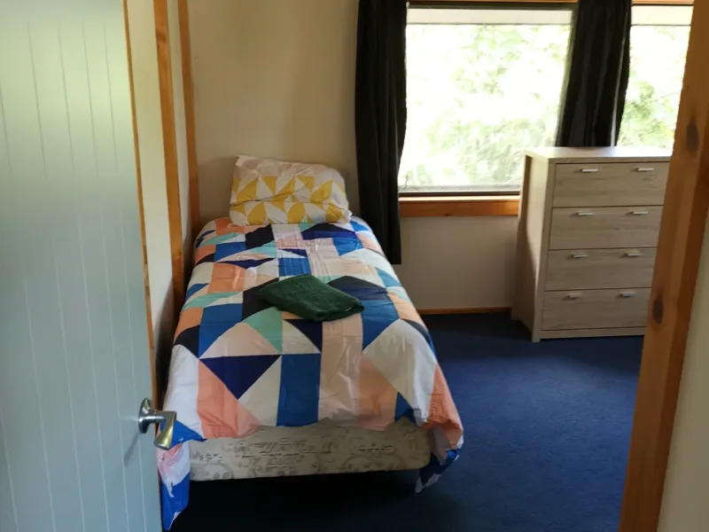 3 bedroom pet-friendly rural-feel close to town.