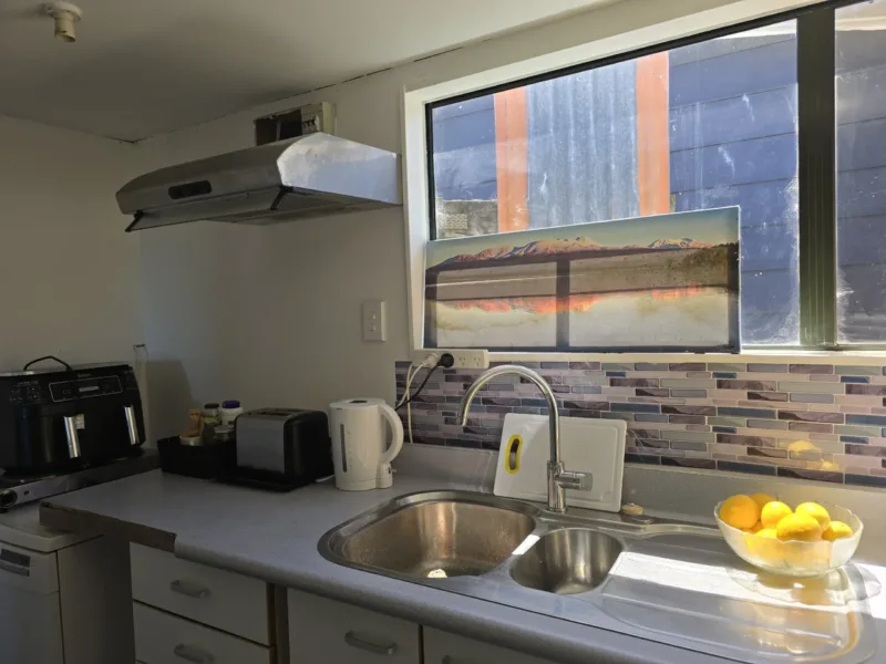 Beach Escape - quiet self catered private space