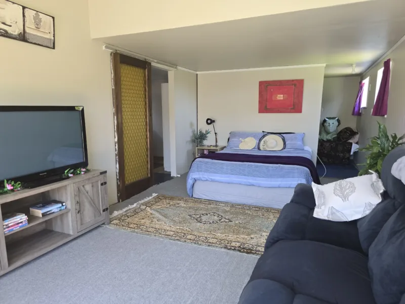 Beach Escape - quiet self catered private space