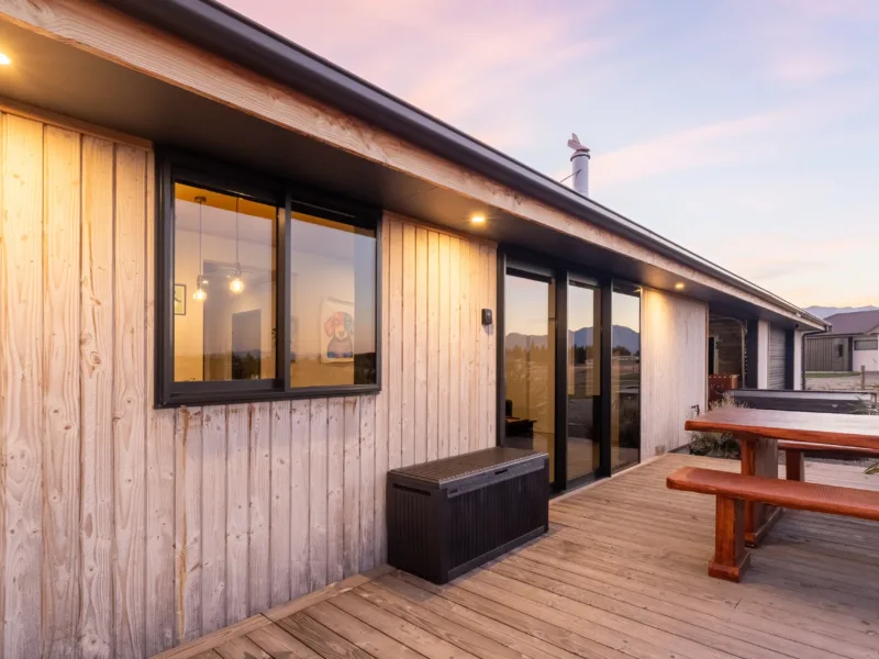 The Games Room - Epic Views & Mancave Magic