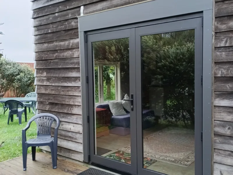 Private Country Cottage near Raglan with Scenic Countryside Views