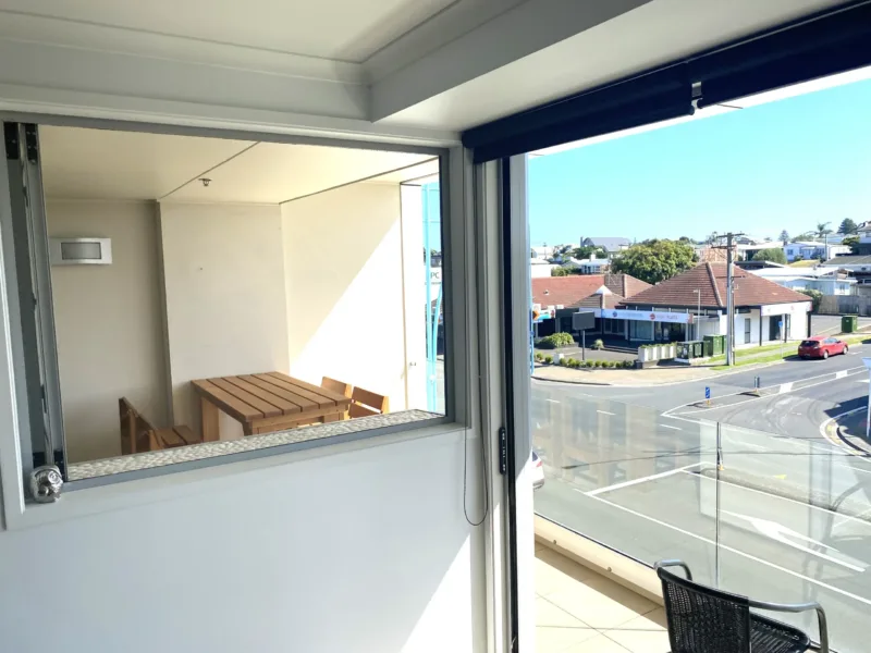 Sunny Apartment in Downtown Mount Maunganui