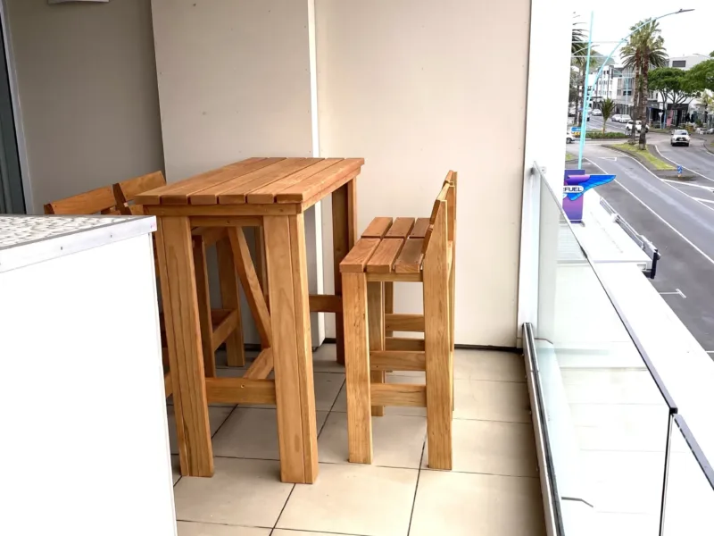 Sunny Apartment in Downtown Mount Maunganui