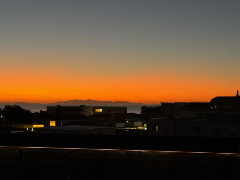 Studio Stay - Steps to Paraparaumu Beach