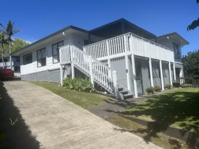 Whangamatā Coastal Elegance & Harbour Panoramas