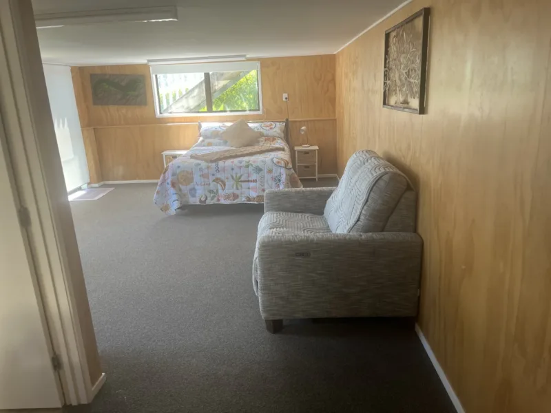 Whangamatā Coastal Elegance & Harbour Panoramas