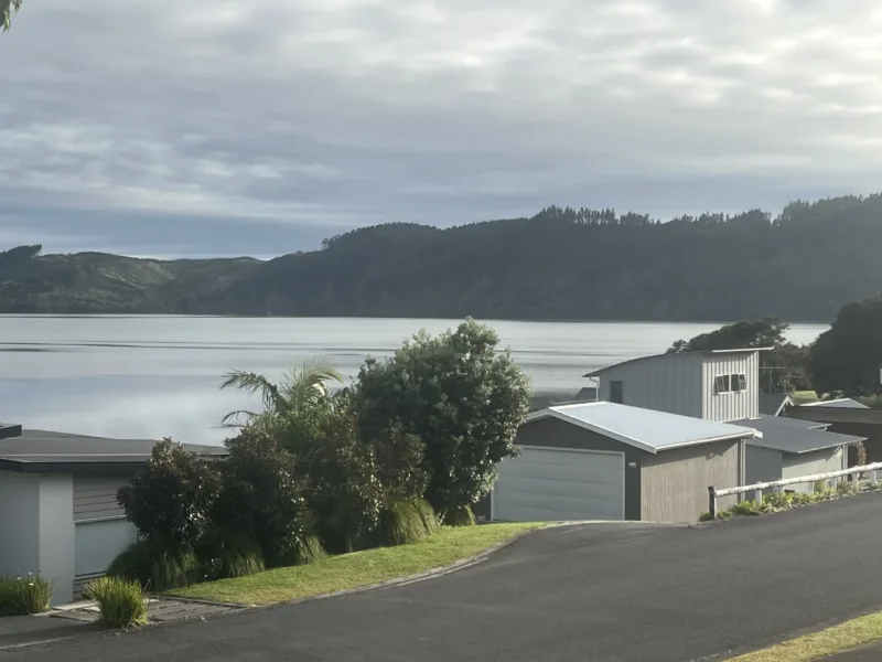 Whangamatā Coastal Elegance & Harbour Panoramas