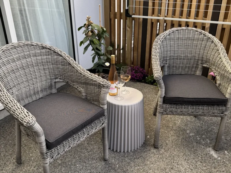 Studio Stay - Steps to Paraparaumu Beach