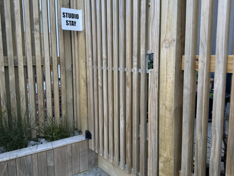 Studio Stay - Steps to Paraparaumu Beach