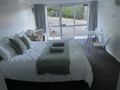 The Avenues Hideaway - Cosy Tauranga Retreat