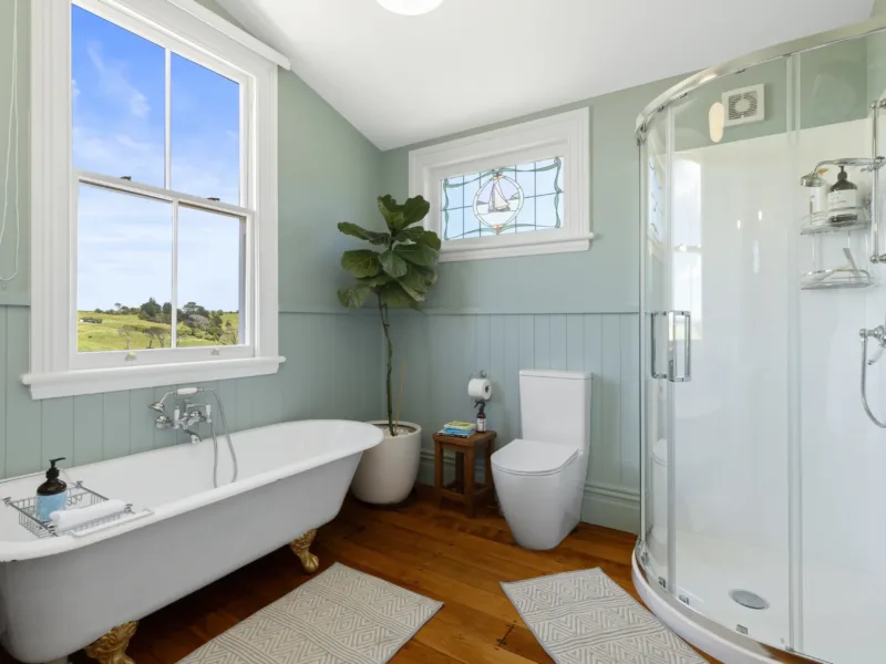 Luxury Historic Escape; Outdoor Baths with Views