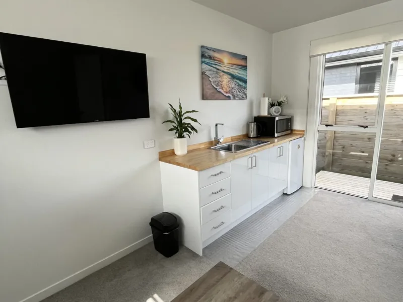 Pristine Waterfront Sanctuary in Whitianga Waterways