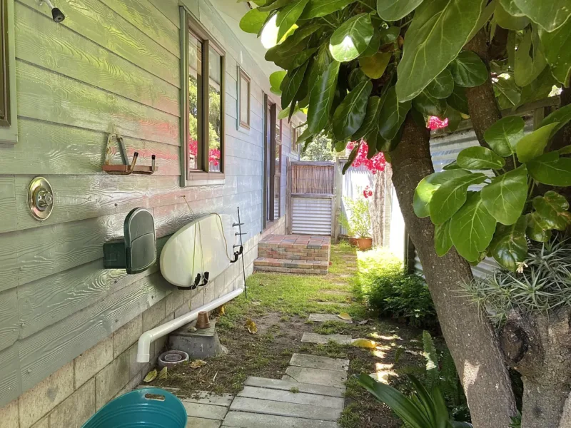 30 Seconds to the Beach: Wainui Beachfront Retreat