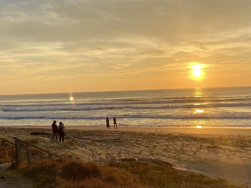 30 Seconds to the Beach: Wainui Beachfront Retreat