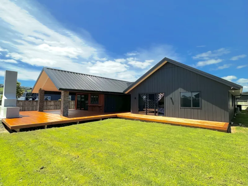 Modern Coastal home with large covered outdoor entertaining area in Cooks Beach