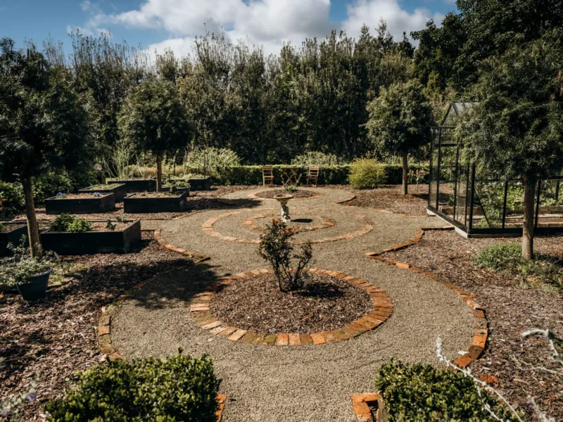 Sentry Gardens | Large Saltwater Pool and Gardens | 5 minutes to Airport