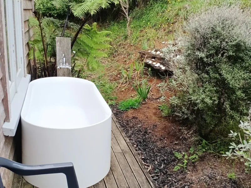 Private Country Cottage near Raglan with Scenic Countryside Views