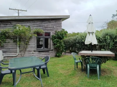 Private Country Cottage near Raglan with Scenic Countryside Views